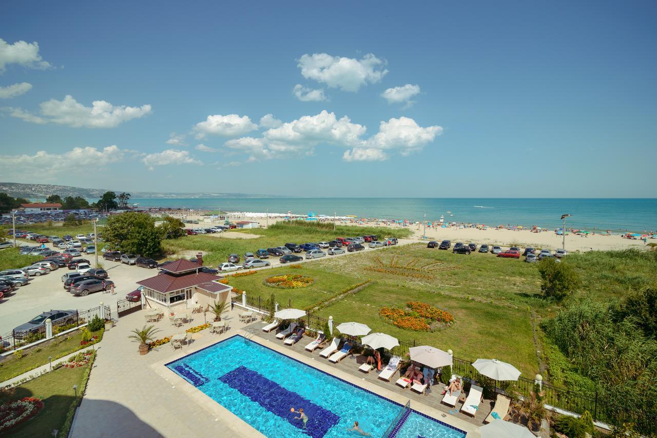 Sunny Castle Hotel